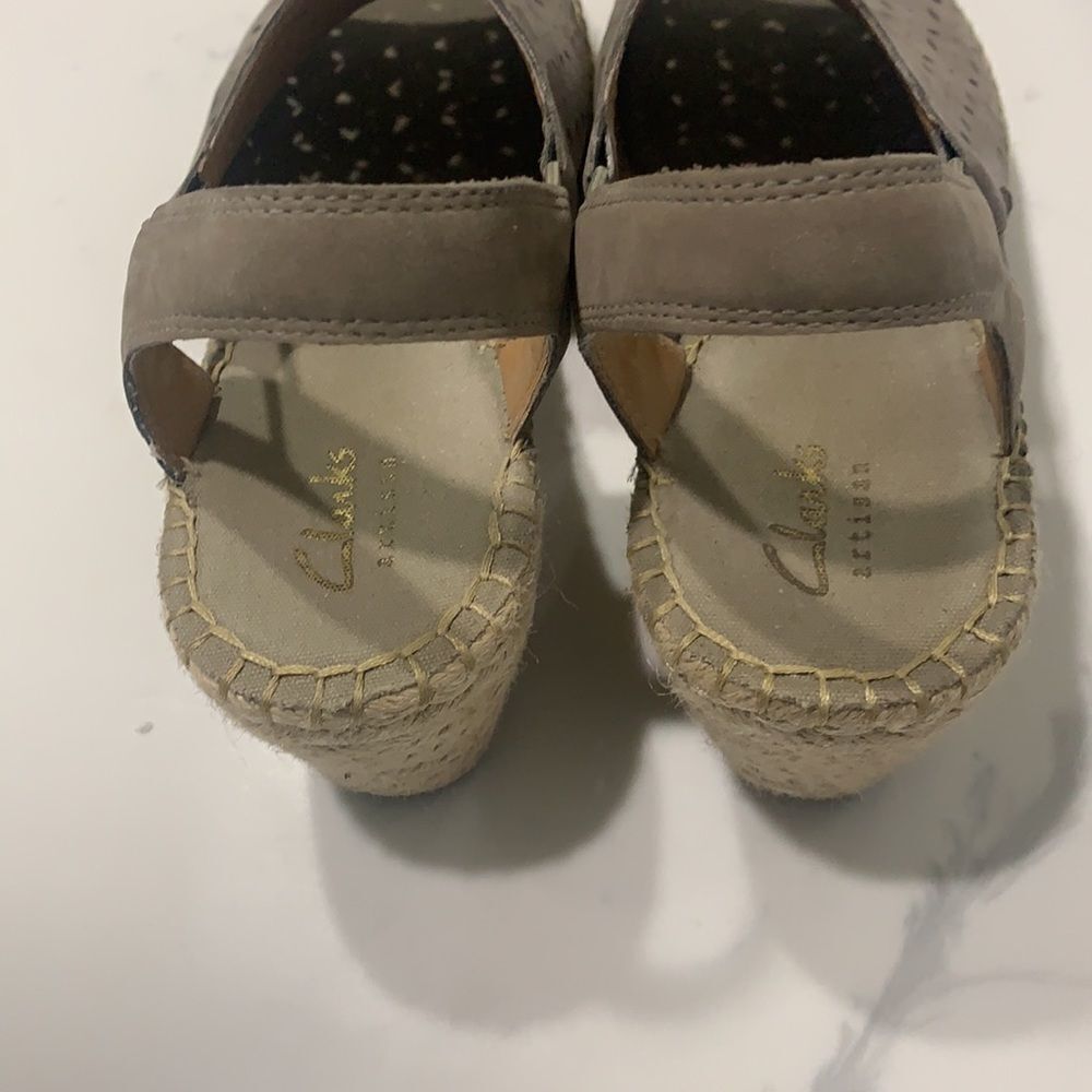 Clarks Taupe Gray Wedges - Picture 8 of 11